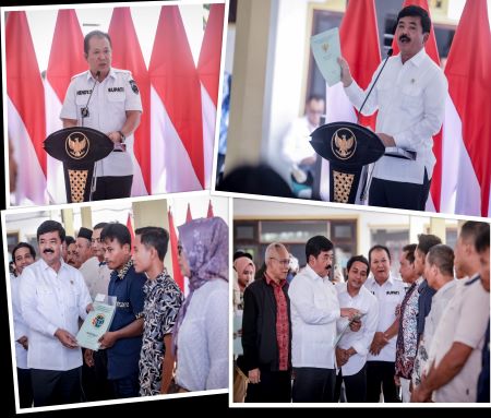 Menteri ATR/BPN Serahkan 390 Sertifikat Redistribusi Tanah kepada Warga Jember
